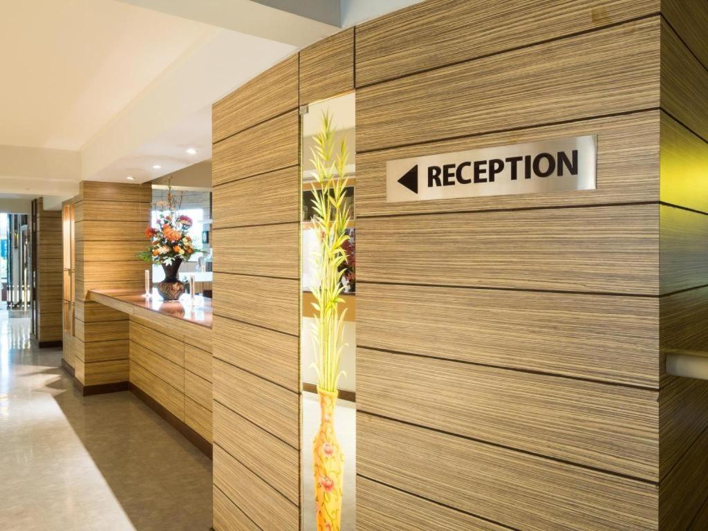New Suanmali Hotel Bangkok Extérieur photo