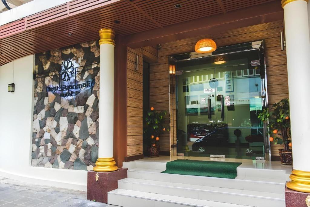 New Suanmali Hotel Bangkok Extérieur photo