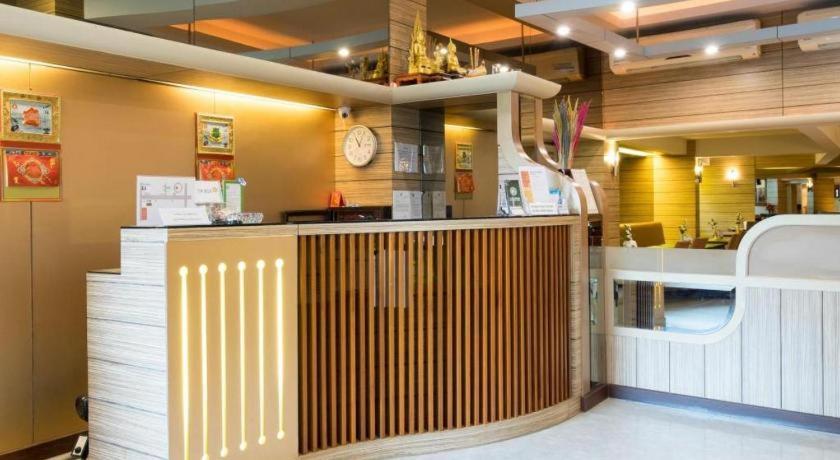 New Suanmali Hotel Bangkok Extérieur photo