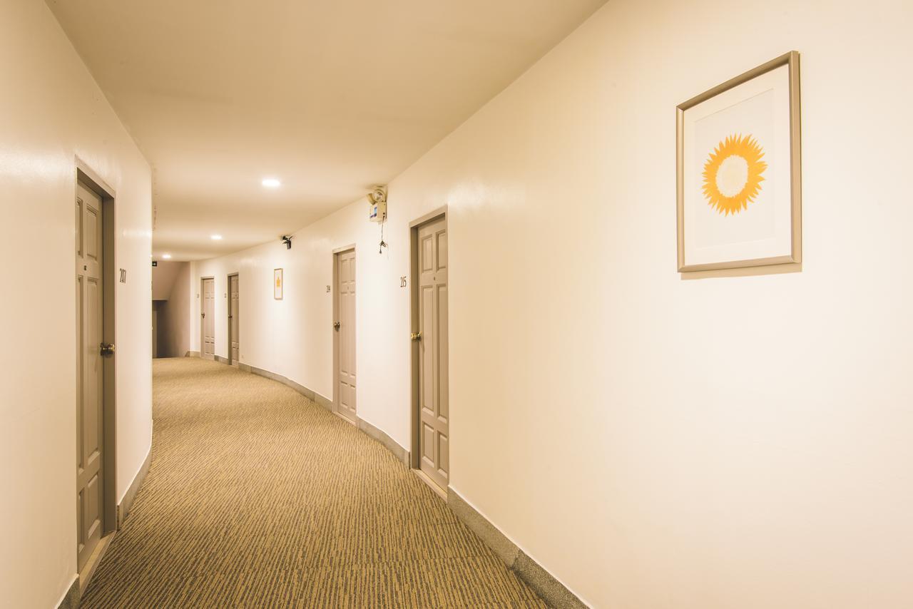 New Suanmali Hotel Bangkok Extérieur photo